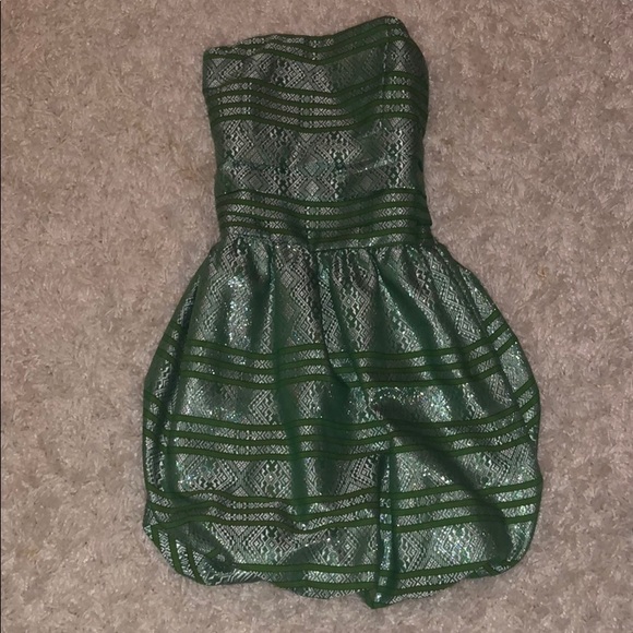 Stella M’Lia Green Cocktail Dress - Picture 1 of 2
